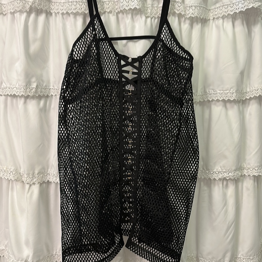 Edgy black mesh cover up - Picture 2 of 6